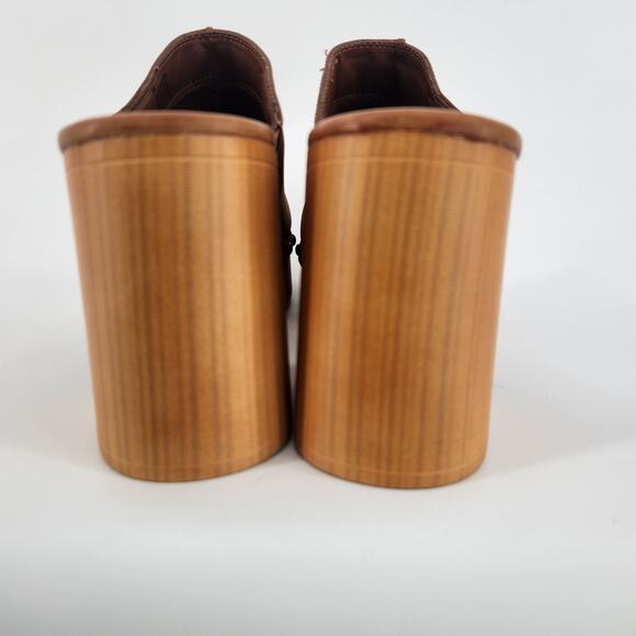 Mia Dark Brown Faux Suede Closed Toe Chunky Clog Block Heel Shoes Women's size 8 - Picture 5 of 5